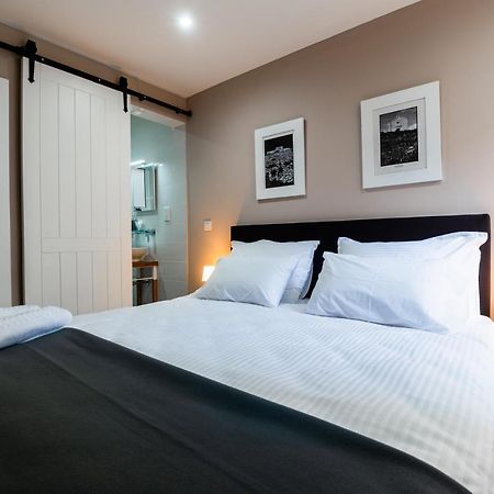 Monreal Boutique Townhouse - R024Rm3 Hotell Paola Eksteriør bilde