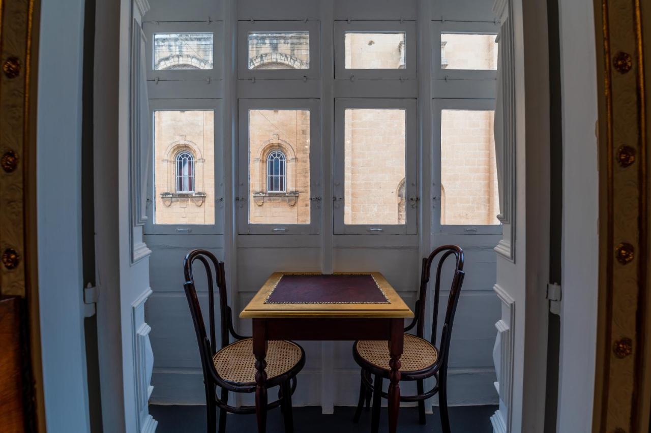 Monreal Boutique Townhouse - R024Rm3 Hotell Paola Eksteriør bilde